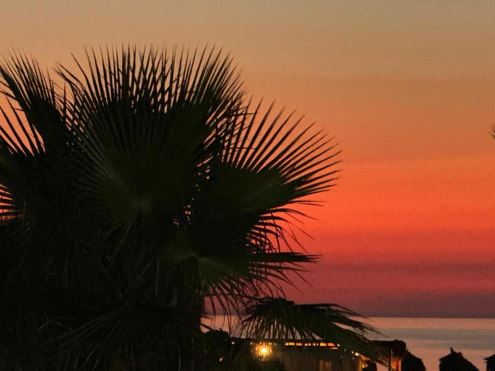 Hotel Saint Tropez Durres Bisht Kamez Zewnętrze zdjęcie
